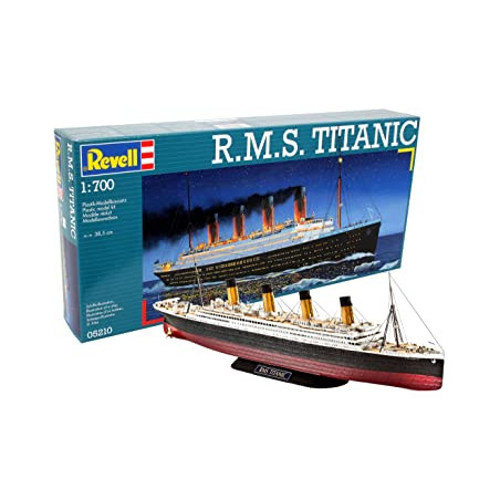 R.M.S TITANIC 1/700 REVELL
