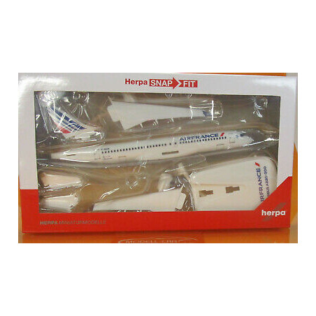 AIRBUS A220-300 AIR FRANCE SNAP FIT  1/200 HERPA