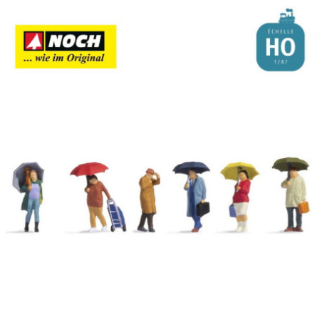 1/87 NOCH PERSONNAGES PERSONNES SOUS LA PLUIE