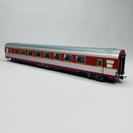 1/87 JOUEF VOITURE TEE LE CAPITOLE SNCF