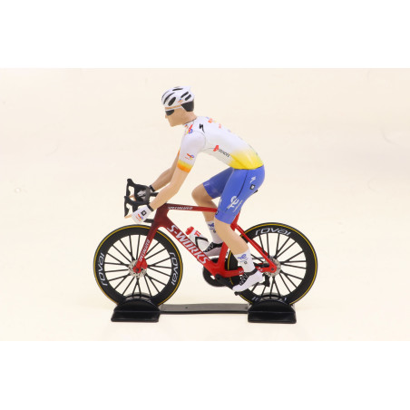 CYCLISTE MAILLOT TOTAL ENERGIES TDF 2023 1/18 SOLIDO