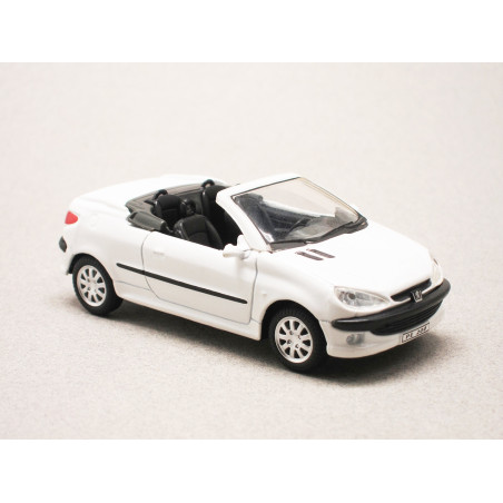 PEUGEOT 206 CC 1/43 OLIEX