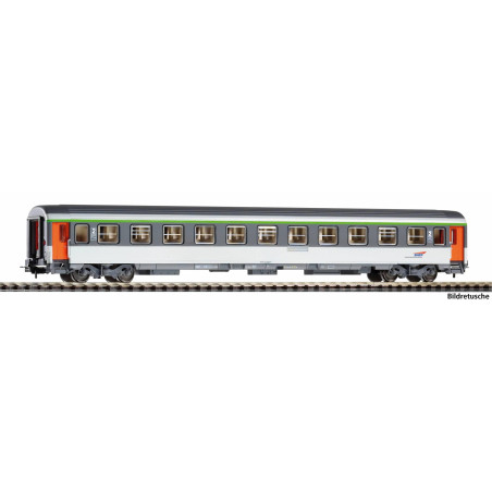 1/87 PIKO VOITURE CORAIL 2EME CLASSE SNCF