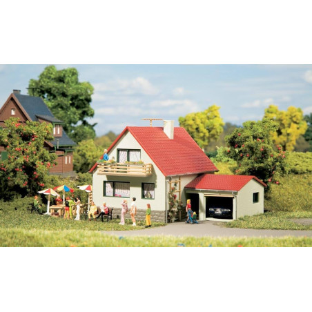 1/87 AUHAGEN MAISON AVEC GARAGE