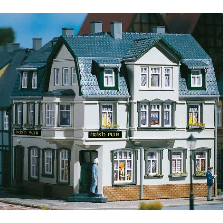 1/87 AUHAGEN PUB IRLANDAIS