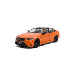 BMW M5 SEDAN 2024 1/43 SOLIDO