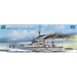HMS DREADNOUGHT 1907 1/350 TRUMPETER