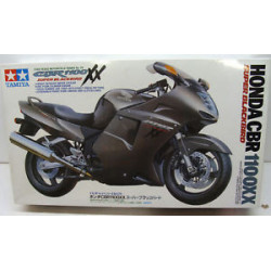 HONDA CBR 1100XX SUPER BLACKBIRD 1/12 TAMIYA